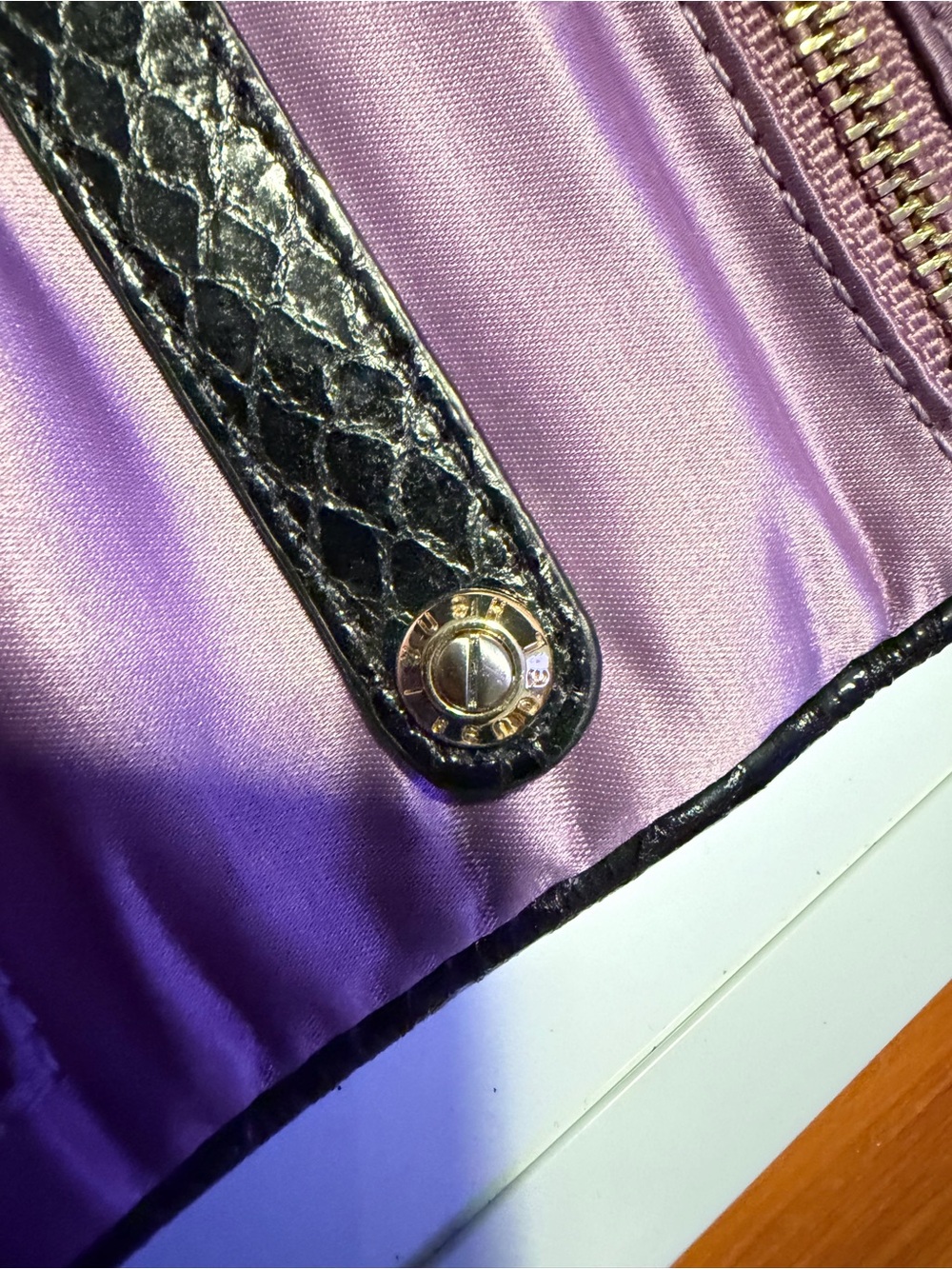Henri Bendel Disturbed Stripe Travel Jewelry Roll / Wrap - Picture 7 of 14